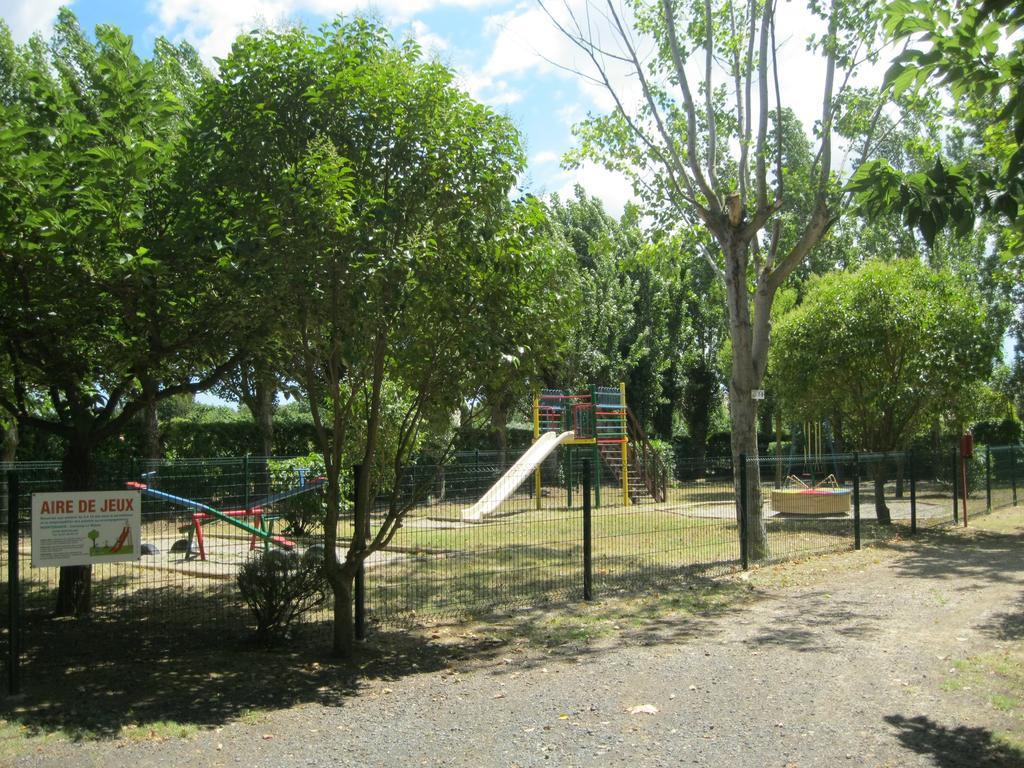 Montblanc Camping Le Rebau מראה חיצוני תמונה